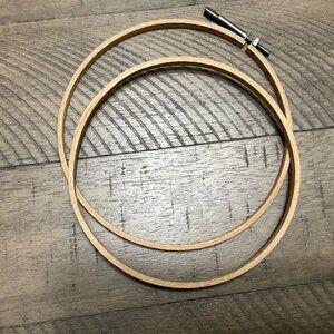 Vintage 6" Embroidery Hoop Screw Tension